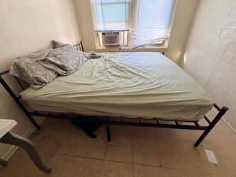 King size bed