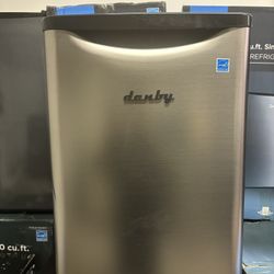 Danny Mini fridge 