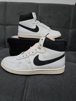 Jordan  Air Ship A MA MANIERE BLACK WHITE Size 9.5