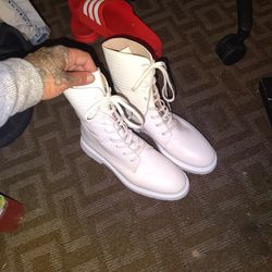 Stuart Weitzman  Rare!!Made In Italy White Combat Boots!! Rare!! Sz 7