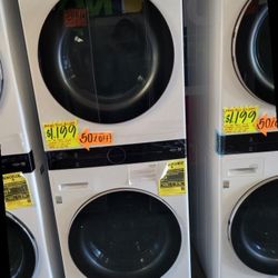 LG ThinQ WashTower Single Unit Front Load Washer 4.5 Cubic Feet Dryer 7.4 Cubic Feet