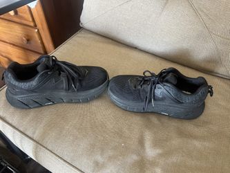 Hoka Women’s Sz7D