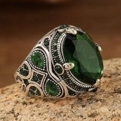 Luxurious Faux Silver Ring Green  Gemstone Saphire Horse Eye Resin Size 10 - Tribal Jewelry Weddings - Rare Diamond Style For Bride Stylish  Zirconia