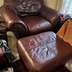 Beautiful Big Lounge Chair And Ottoman