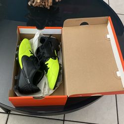 Nike Premier