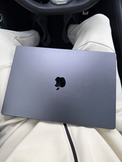 Mac Book Pro M4 2024