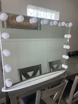 impression, vanity mirror