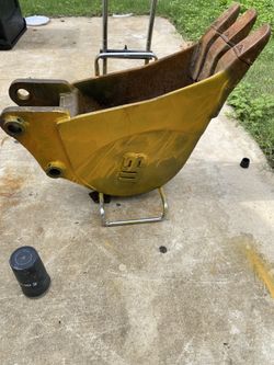 Bobcat Excavator Bucket 10 inch