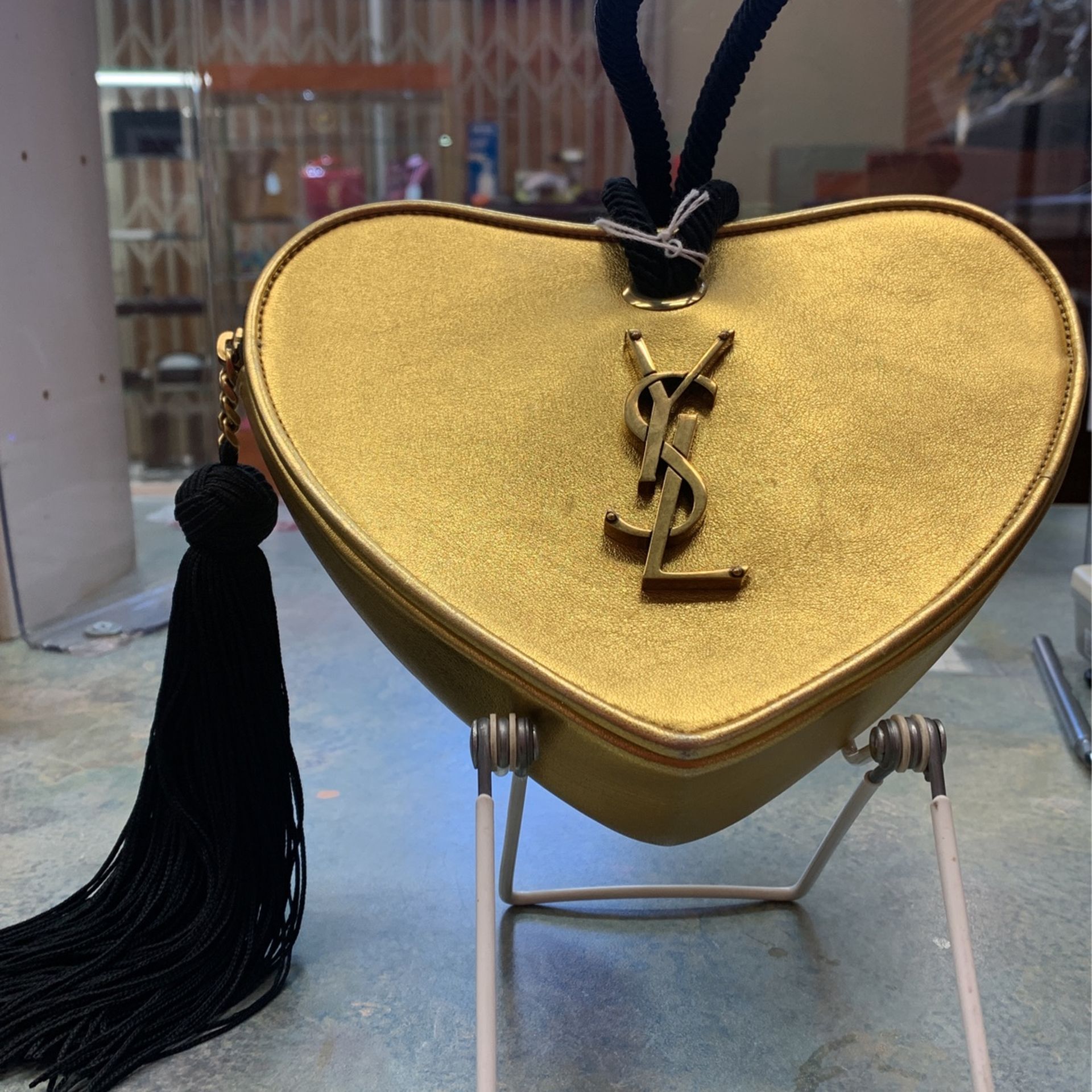 YSL Gold Heart Tassel Bag for Sale in Oakland, CA - OfferUp