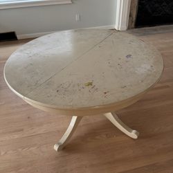 Free Craft Table 