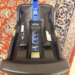 Nuna Pipa Lite Car Seat 