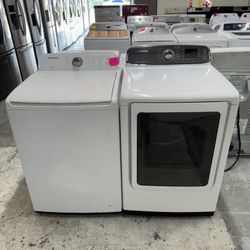 Samsung XL Capacity Washer And Dryer Set