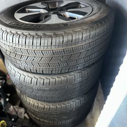 Jeep Grand Cherokee Tires 