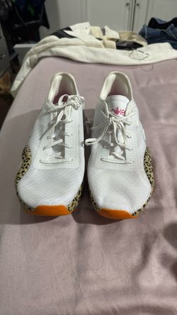 Nike Sneakers Cheetah Pink Orange Size 8.5