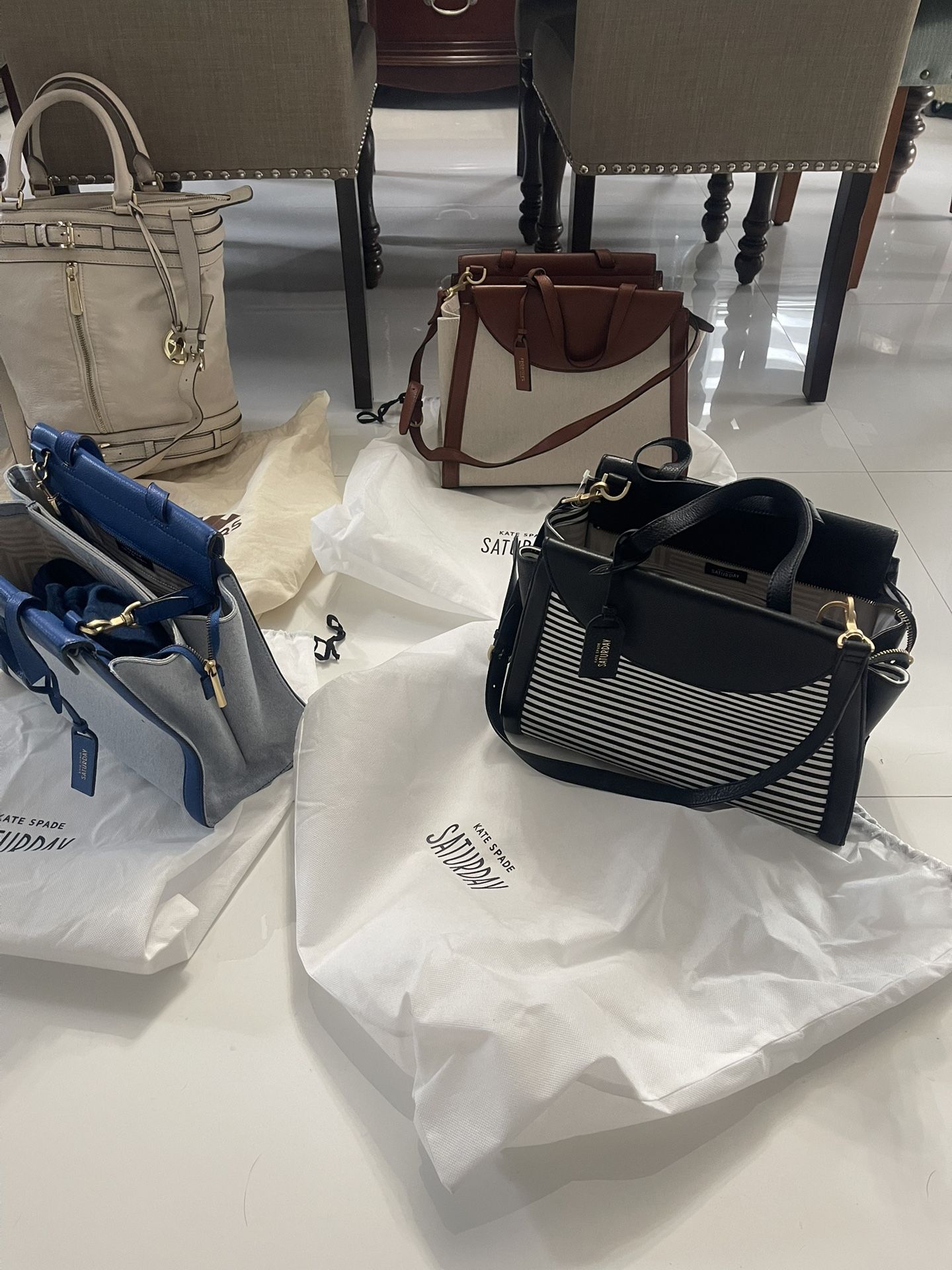 Name Brand Women Purses For Sale