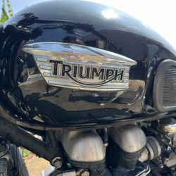 2012 Triumph Thruxton