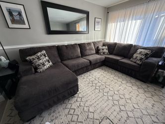 Sectional couch