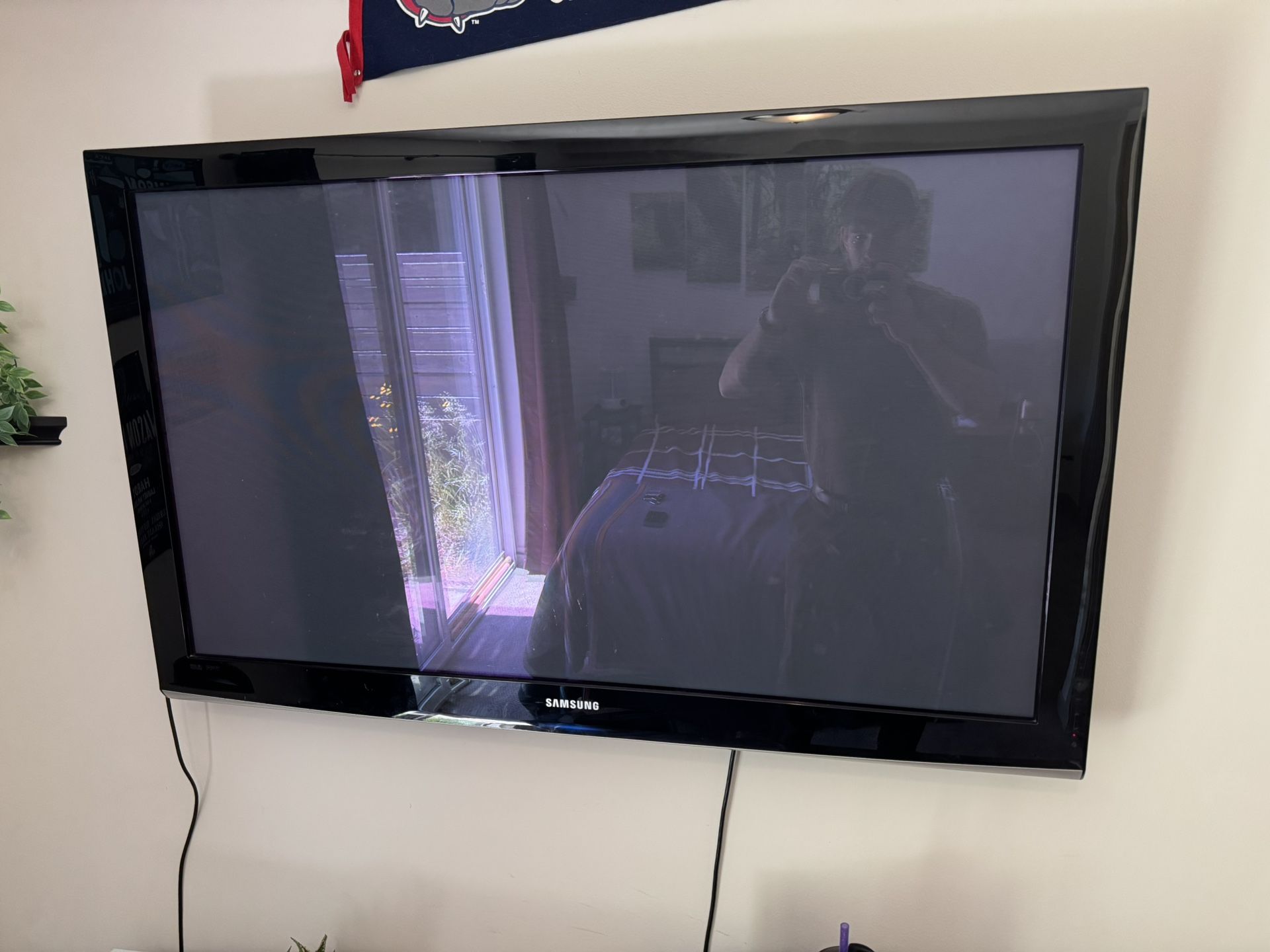 Samsung Plasma Screen tv (55 Inch)