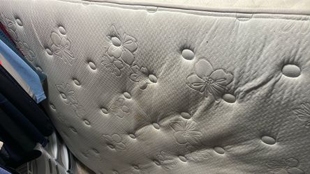 Queen mattress