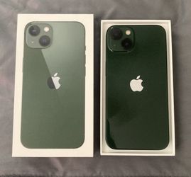 Green IPhone 13 Excellent Condition $375