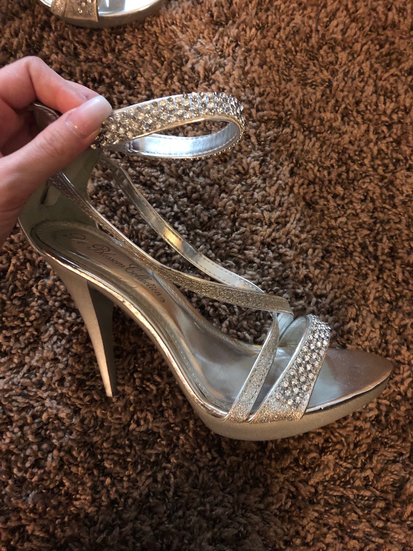 Silver prom heel