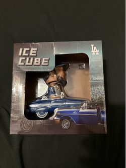 Bobblehead