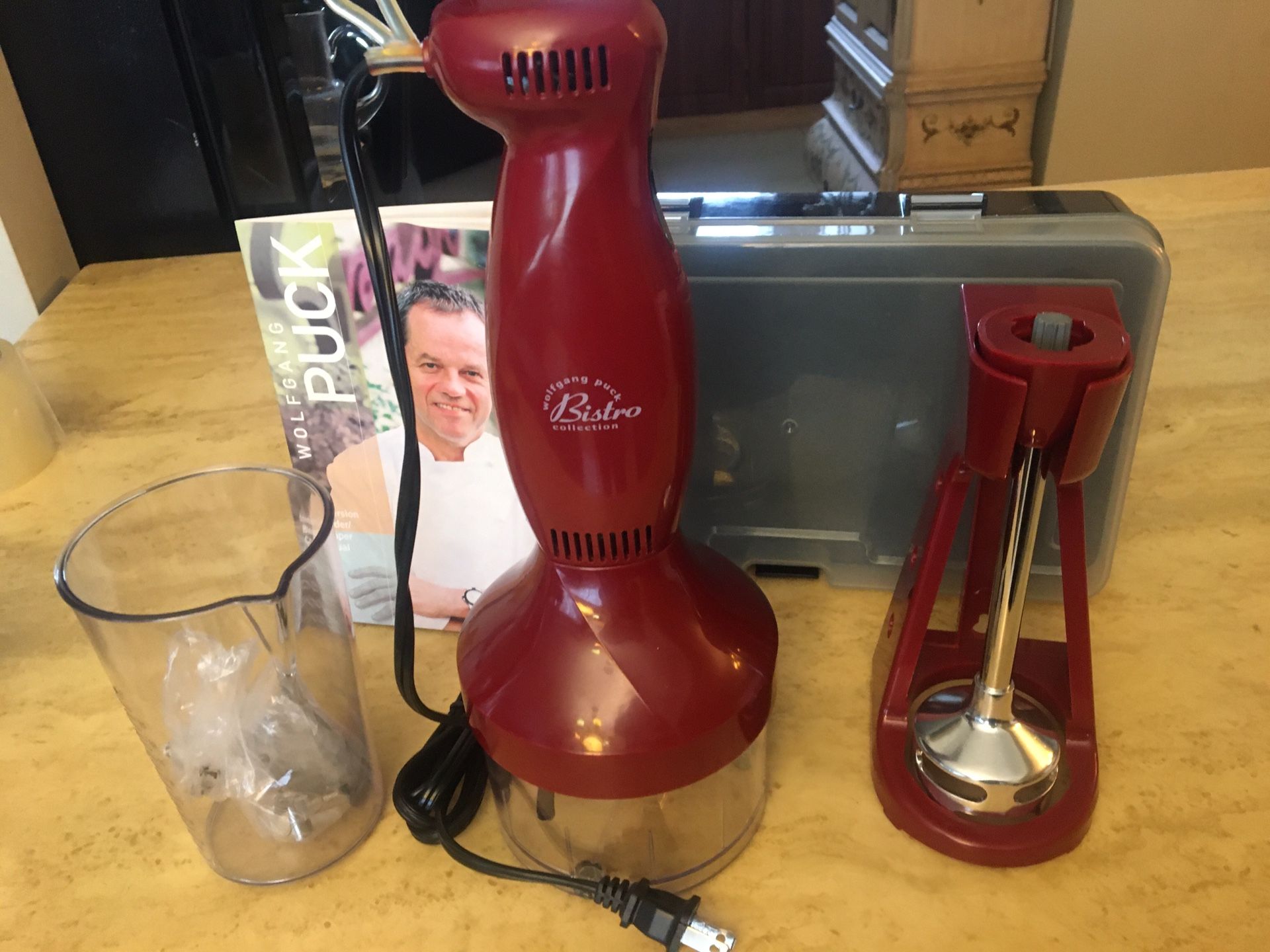 NEW Wolfgang Puck Bistro Collection BIBC1040 Immersion Blender Chopper W/ Case