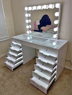 Beautiful make up station same day delivery no money down no credit need 0% interest