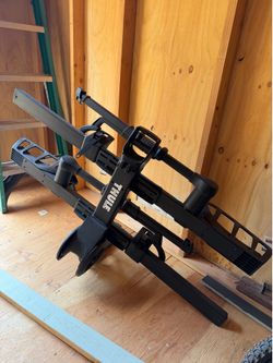 Thule T2 Pro XT 2-bike hitch rack