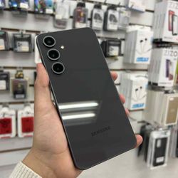 Samsung S24 FE 256GB UNLOCKED  