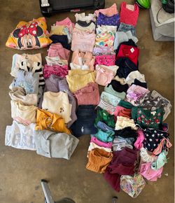 Girl clothes (size 5-6T