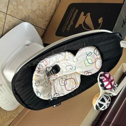 4moms MamaRoo Classic Black With Box 