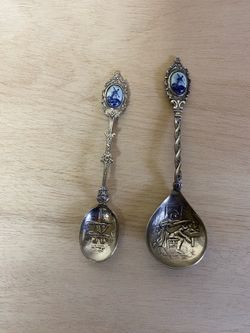 souvenir spoon