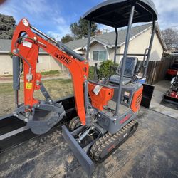 Chinese Excavators, Skid Steers And Attachments