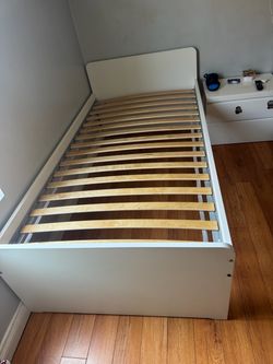 IKEA twin bed fram