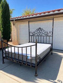 Queen Rod Iron Bed W/ Mattress & Boxspring!