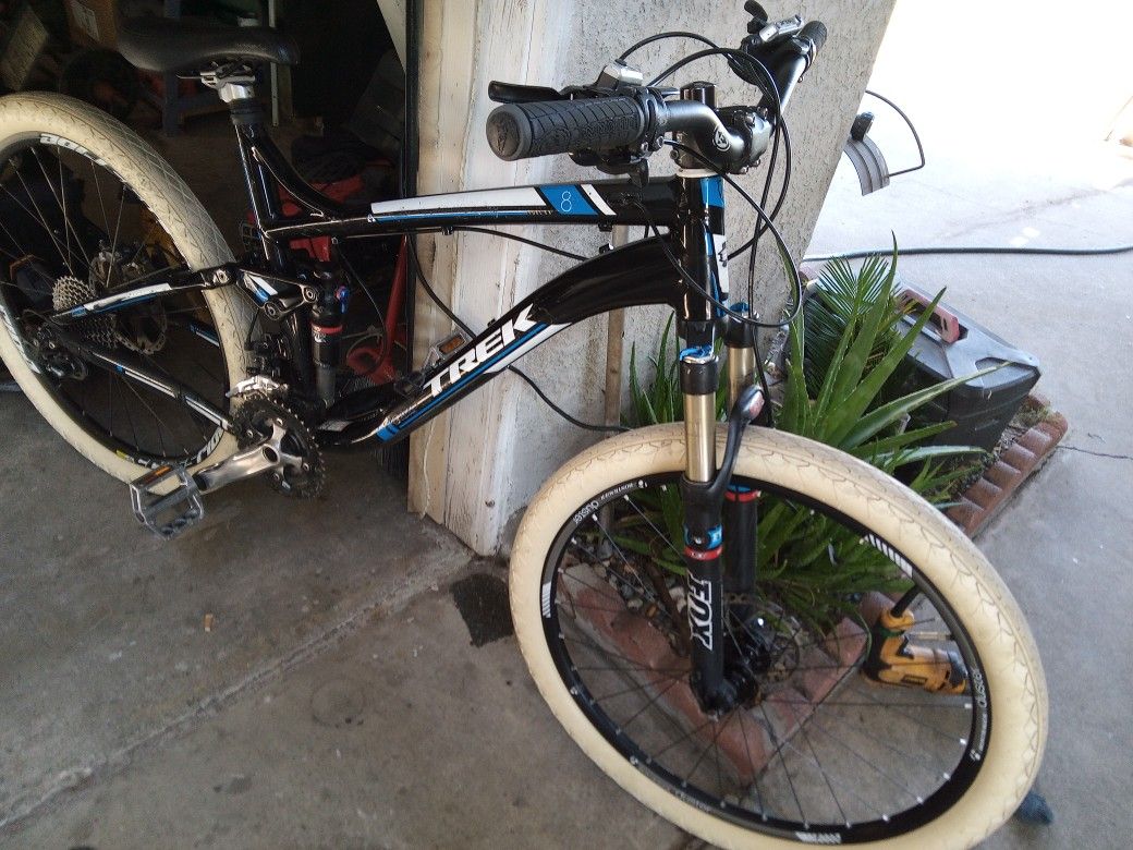 Trek Fuel Ex8