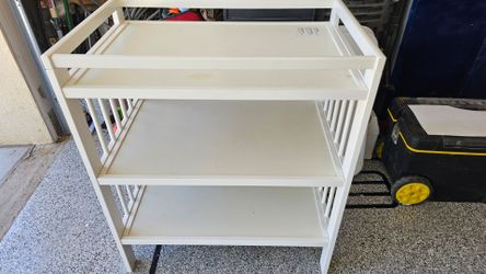 Baby changing table