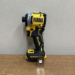 DEWALT DCF850B ATOMIC 20V MAX Cordless Brushless Compact 1/4 in. Impact Driver (Tool Only)