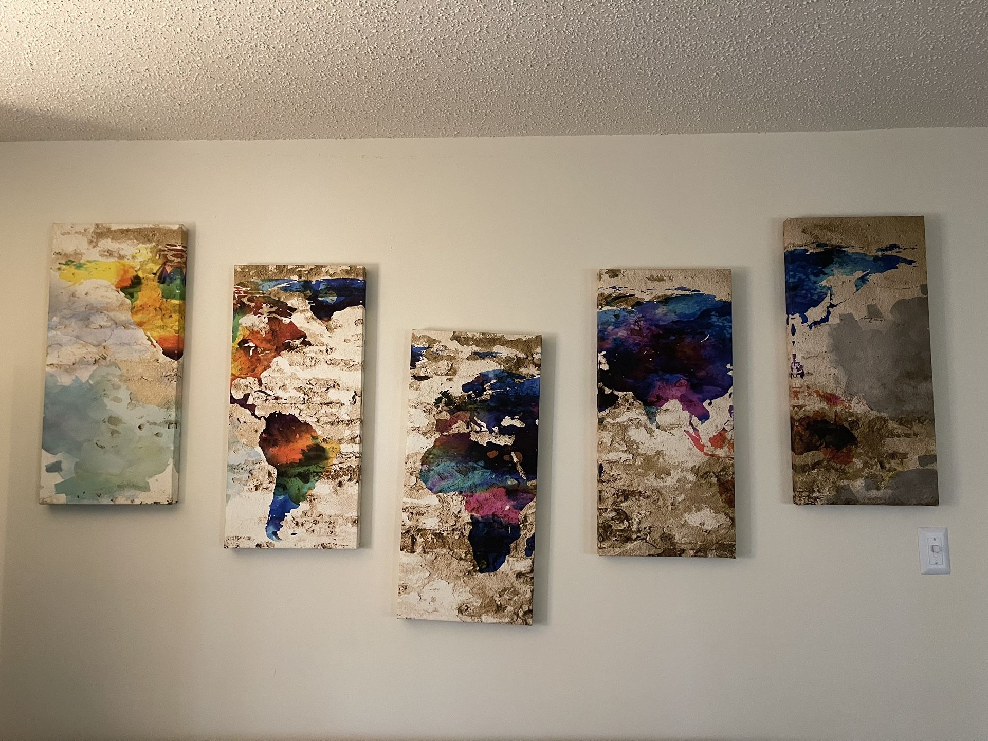 5 Panel World Map