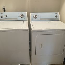 Whirpool Washer/Dryer Set - Great condition!