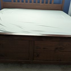 King HEMNES Bed Frame - $150 (Like New)