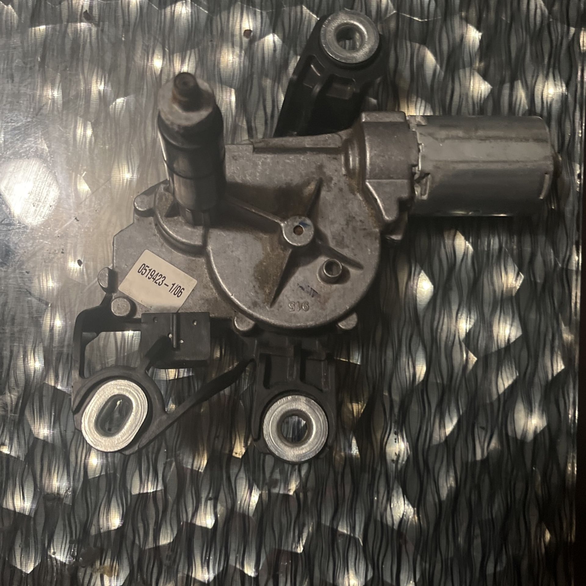Volkswagen Rear Windshield Wiper Motor