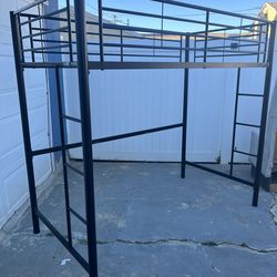 Loft Bed - Twin