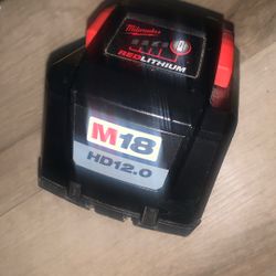 Milwaukee M18 Red lithium High Output HD 12.0 Battery Pack
