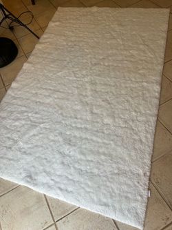 White fluffy area rug