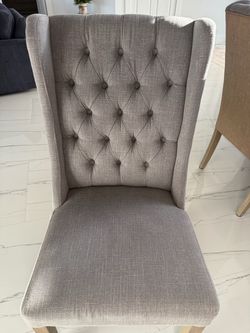 4 Dinning Room Chairs 22wide 42 high 22 deep