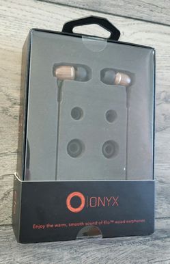 Onyx Genuine Wood Wired in-Ear Headphones with Sound Isolation and Built-in Microphone (Walnut Wood - Black)