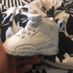 Toddler shoes