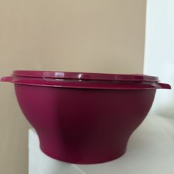 Tupperware 